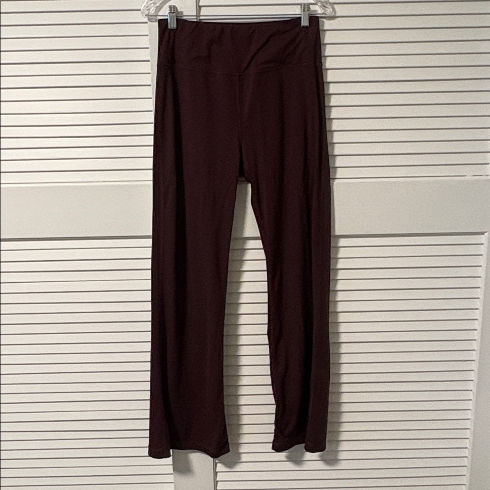 Burgandy leggings